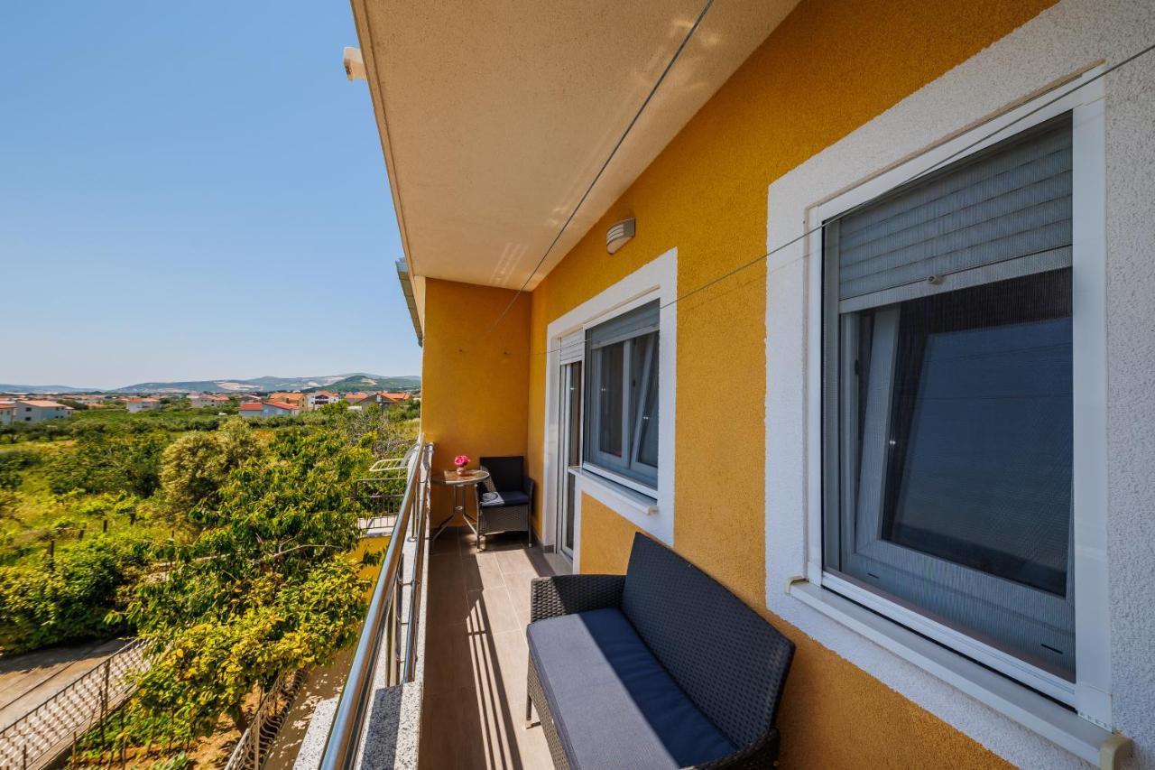 Apartman Marija Kastela Exterior photo